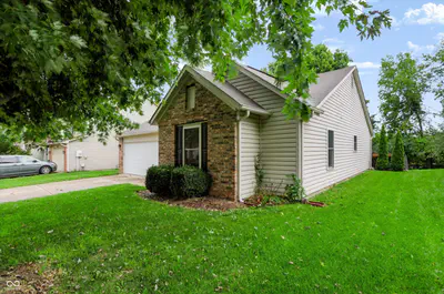4846 Oakleigh Parkway, Greenwood - 3