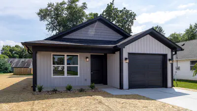 1024 Avenue B Street, Greencastle - 3