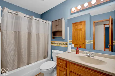 2450 W 300 S, Columbus - 24