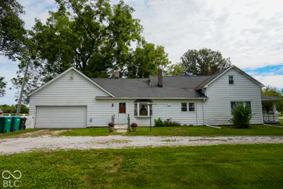 5538 300, New Palestine - 8