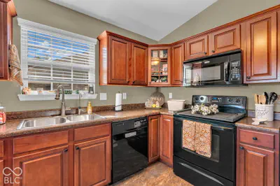 5515 Lipizzan Lane, Plainfield - 12