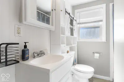 819 Washington Street, Hope - 20