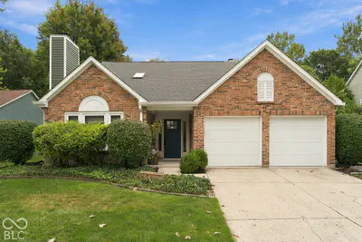 8219 Castle Ridge, Indianapolis