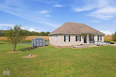 9653 200 Road, Flat Rock - 6