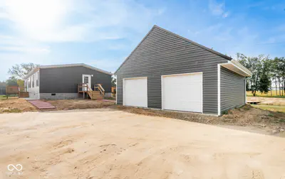 5954 US HWY 31, Seymour - 56