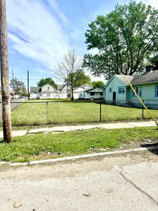 1221 Lee Street, Indianapolis - 5