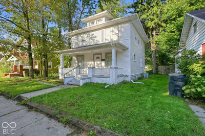 1031 College Street, South Bend - 2