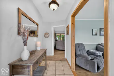 7721 200 Road, New Palestine - 52