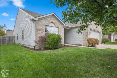 1088 Central Park Boulevard S, Greenwood - 2