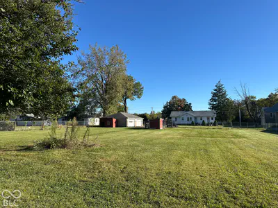 8524 Camby Road, Camby - 22