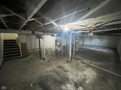 720 Queen Street, Muncie - 27
