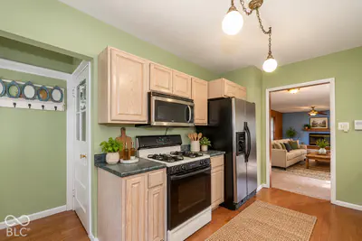 220 Cossell Drive, Indianapolis - 10