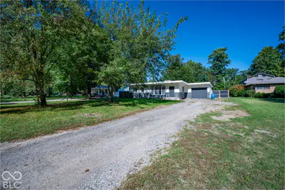 9612 9th Street, Indianapolis - 29