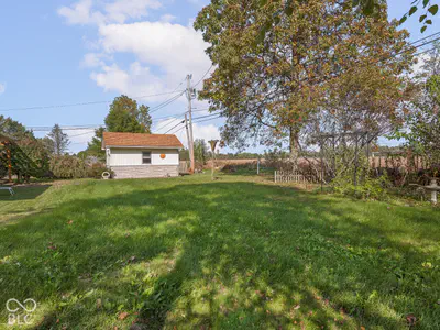 9008 Carriage Lane, Pendleton - 38