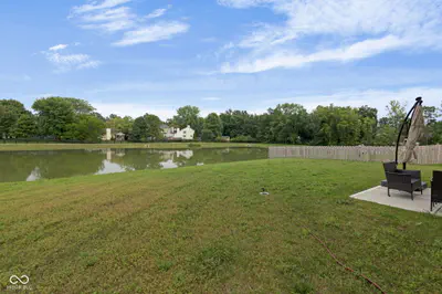 7423 Manor Lake Lane, Indianapolis - 34