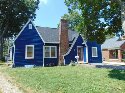 1132 Hawthorne Lane, Indianapolis