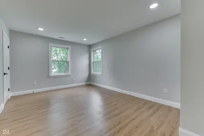 1306 Saint Clair Street, Indianapolis - 25