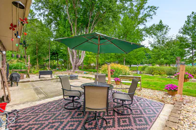 261 Oakwood, Greenwood - 55