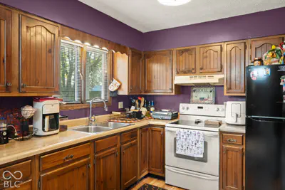 115 Hel Mar Drive, Mitchell - 11