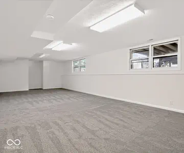 2601 Trotters Run, Bloomington - 40