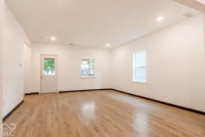 418 3rd Street, Seymour - 6