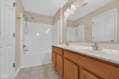 4132 Much Marcle Drive, Zionsville - 17