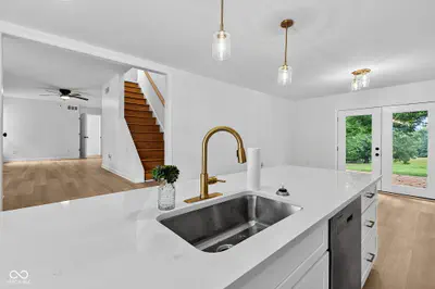1201 N State Road 157, Bloomfield - 14