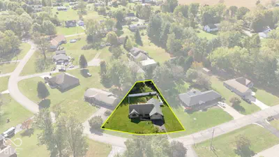 2410 S College Hills Drive, Hanover - 27