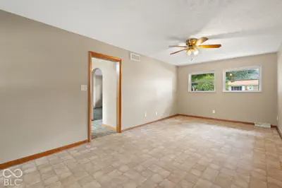 409 Wedgewood Drive, New Albany - 17