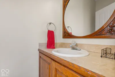 8830 Sargent Creek Court, Indianapolis - 68