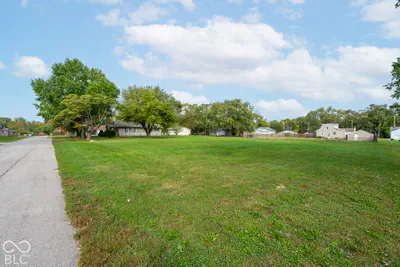 1504 22nd Street, Muncie - 28