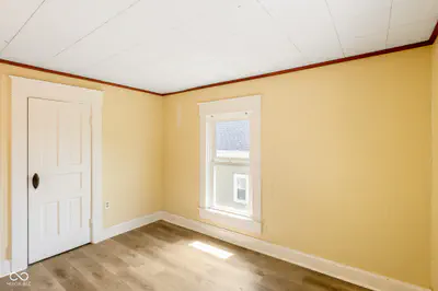 624 N Pine Street, Seymour - 21