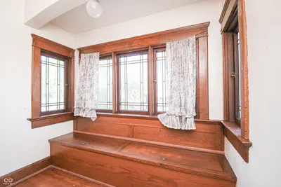 718 S Walnut Street, Seymour - 25