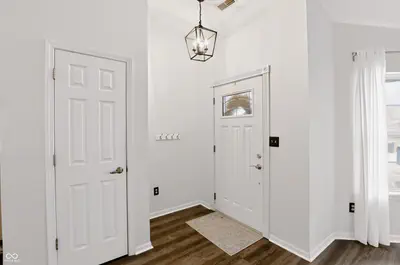 5218 Gateway Avenue, Noblesville - 5