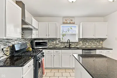 14314 Holly Berry Circle, Fishers - 43