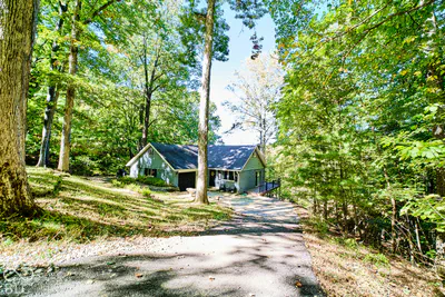 4668 E Leeward Cove, Martinsville - 2