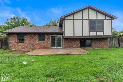 621 Pioneer Drive, Indianapolis - 26