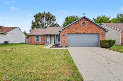 6630 Sparrowood Drive, Indianapolis - 1