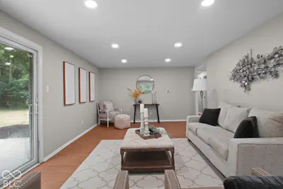 7337 Woodside Drive, Indianapolis - 7