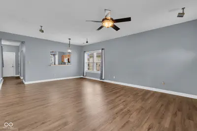 6648 Locust Grove Drive, Indianapolis - 14