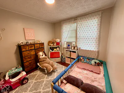 635 High Street, Versailles - 9