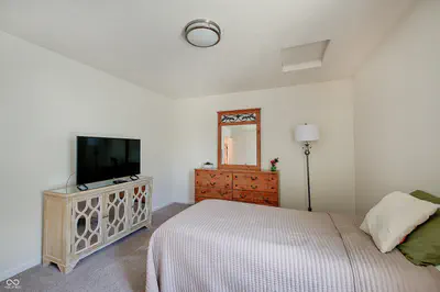 8727 Stoddard Lane, Indianapolis - 34