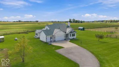 9009 Hamilton Road, Yoder - 40
